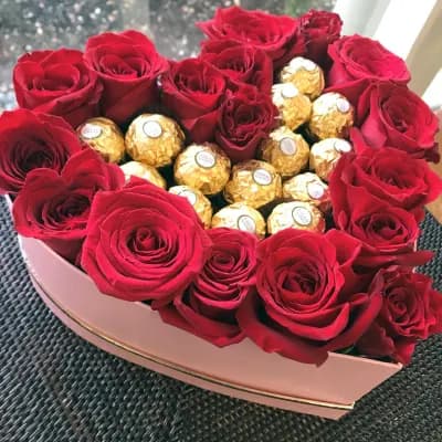 Luxury Ferrero Heart - Fresh Flowers Bellevue