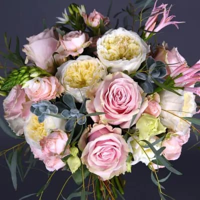 Pink Garden Roses - Fresh Flowers Bellevue